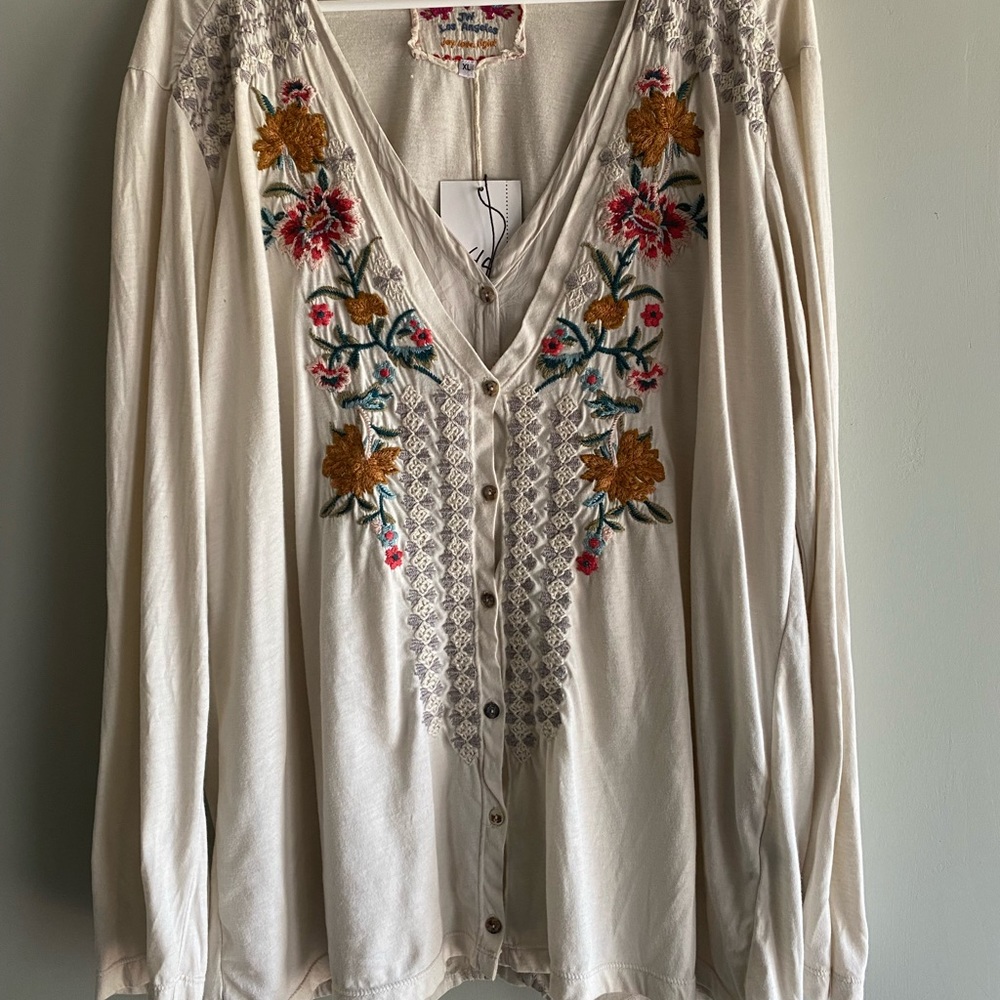 Johnny Was JWLA Embroidered Top